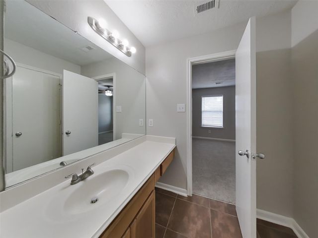 21135 Wickton Lane, Humble, TX 77338