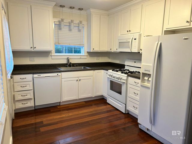 1105 N Hoyle Avenue, Bay Minette, AL 36507