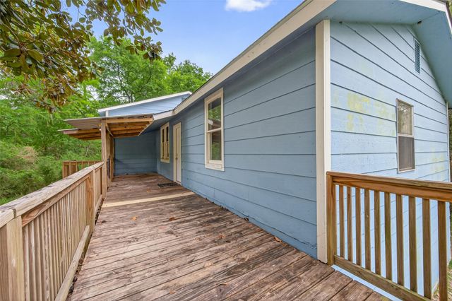 21146 Caney Drive, New Caney, TX 77357