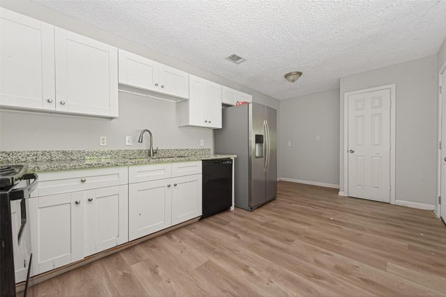 21146 Caney Drive, New Caney, TX 77357