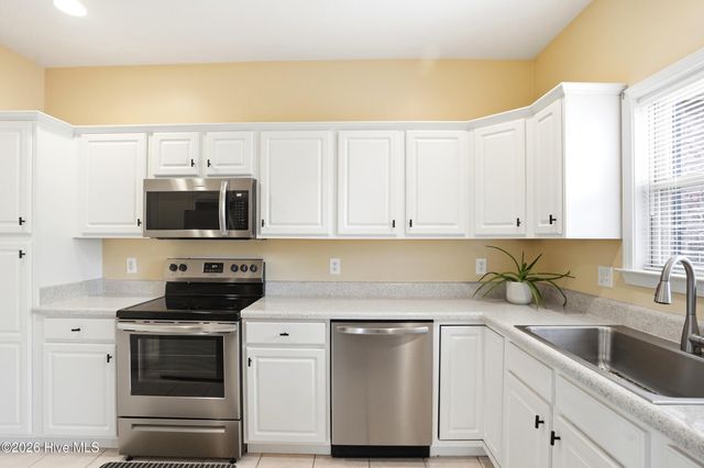 613 Elfin Court, Winnabow, NC 28479