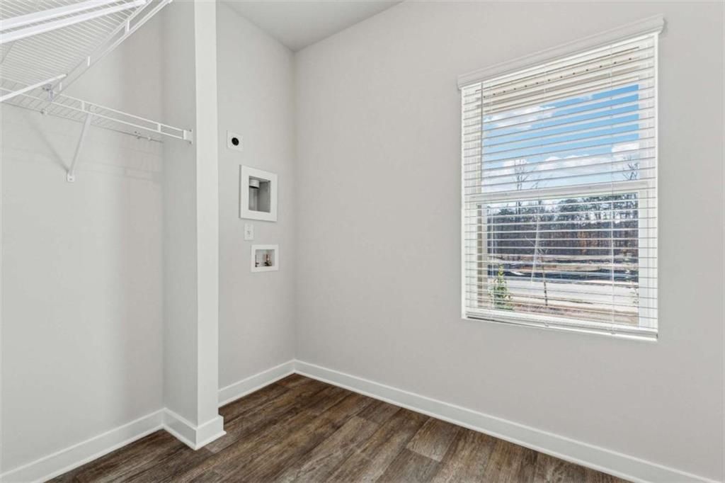 Image 12 of property listing at 1575 Sungrown Way, Mcdonough, GA 30253