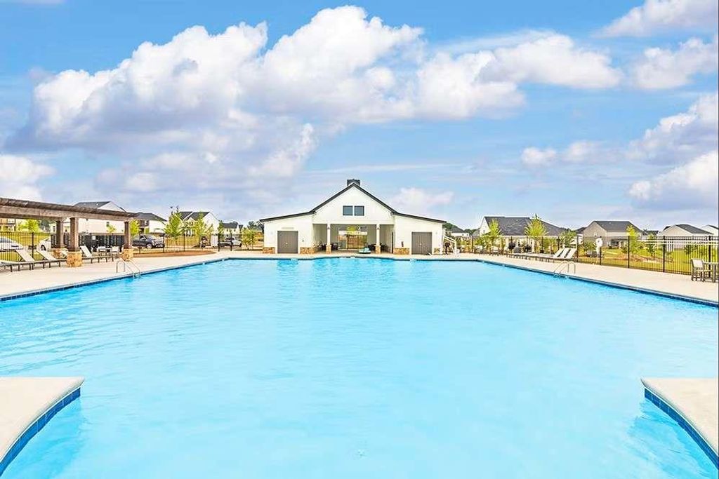 Image 31 of property listing at 1575 Sungrown Way, Mcdonough, GA 30253