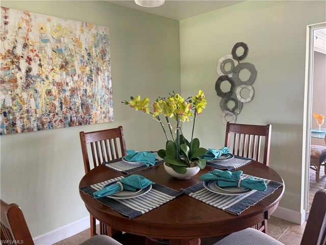 1721 SE 29th LN, Cape Coral, FL 33904