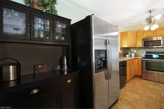 1721 SE 29th LN, Cape Coral, FL 33904