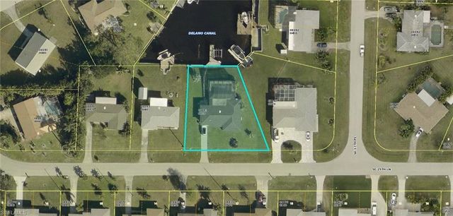 1721 SE 29th LN, Cape Coral, FL 33904