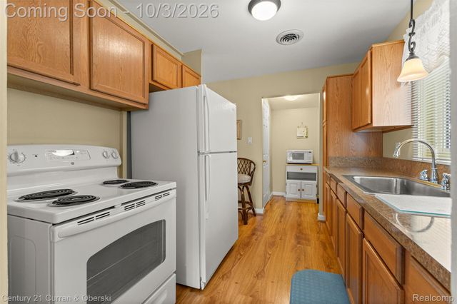 627 Darwin Street, Westland, MI 48186