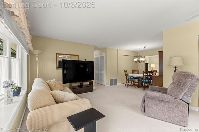 627 Darwin Street, Westland, MI 48186
