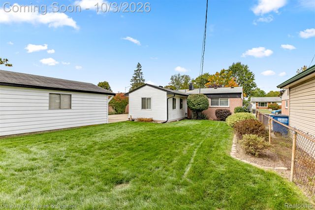 627 Darwin Street, Westland, MI 48186