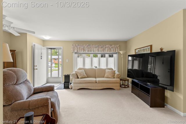 627 Darwin Street, Westland, MI 48186