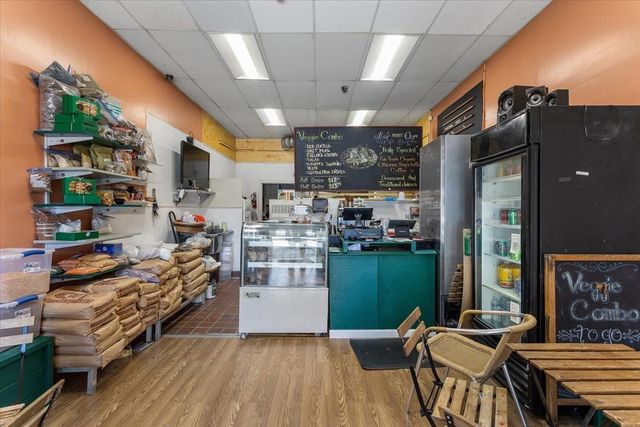 498 25th Street, Oakland, CA 94612