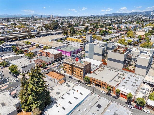 498 25th Street, Oakland, CA 94612