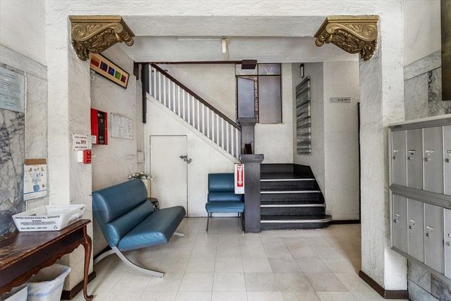 498 25th Street, Oakland, CA 94612