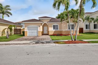 4281 NE 16th St, Homestead, FL 33033