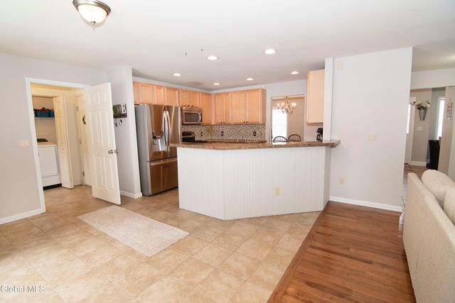 7 River Rock Drive, Milton, NY 12863