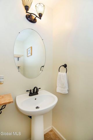 7 River Rock Drive, Milton, NY 12863