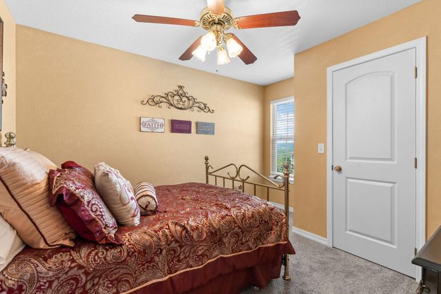 129 Joseph Way, Hollister, MO 65672