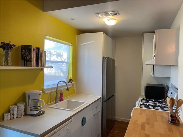 5405 Brompton CIR B, Austin, TX 78745