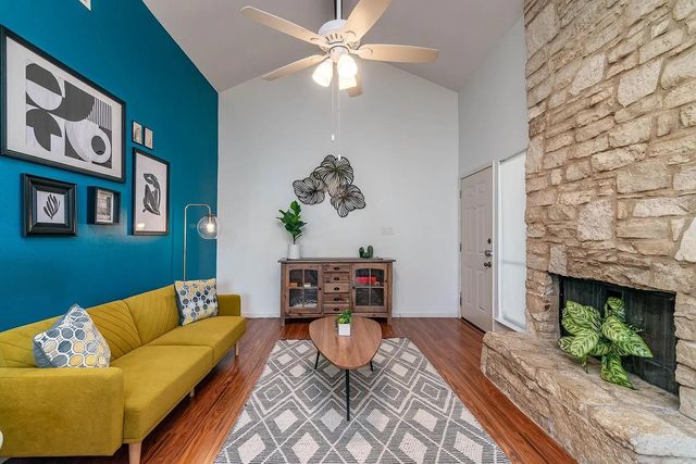 5405 Brompton CIR B, Austin, TX 78745