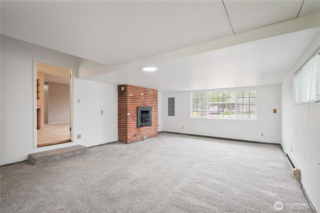 933 S Nevada Drive, Longview, WA 98632