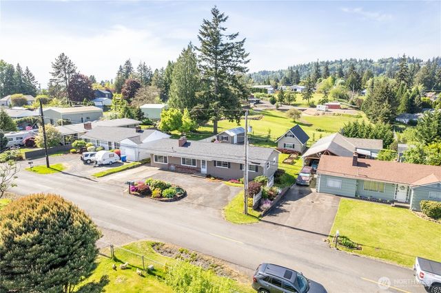 933 S Nevada Drive, Longview, WA 98632