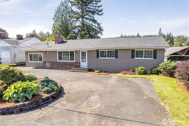 933 S Nevada Drive, Longview, WA 98632