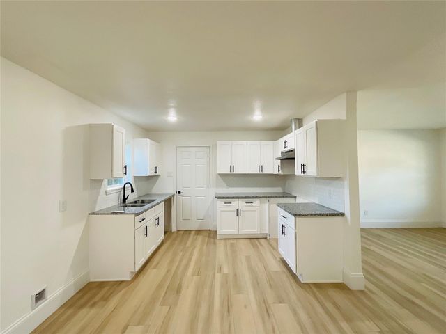 1202 Dutch Street, Deer Park, TX 77536