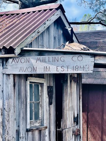 7989 E County Road 200 N, Avon, IN 46123