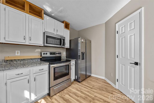 2019 Teddington Drive, Charlotte, NC 28214