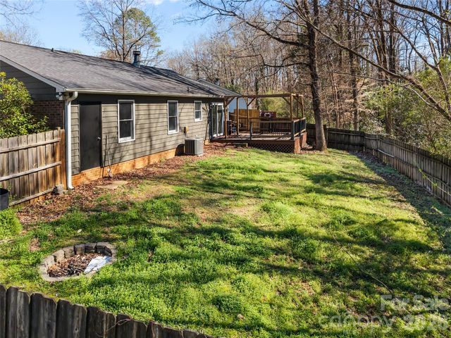2019 Teddington Drive, Charlotte, NC 28214
