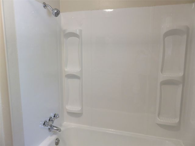 604 E Fm 120, Pottsboro, TX 75076