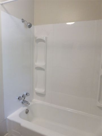 604 E Fm 120, Pottsboro, TX 75076