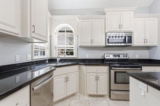 5831 Weeping Willow Drive, Lake Charles, LA 70605