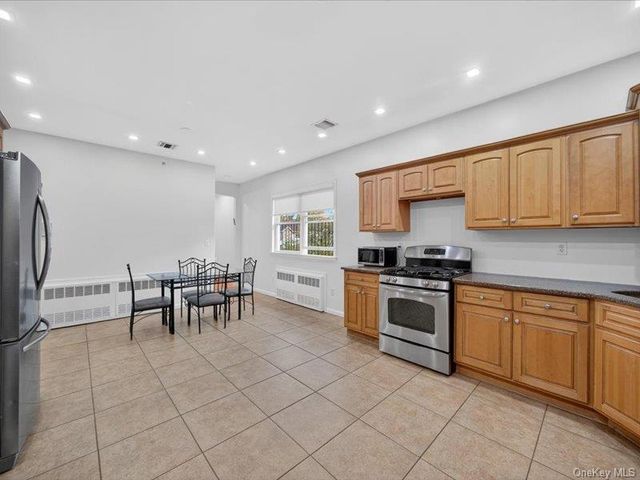 75 Herrick Avenue 301, Spring Valley, NY 10977