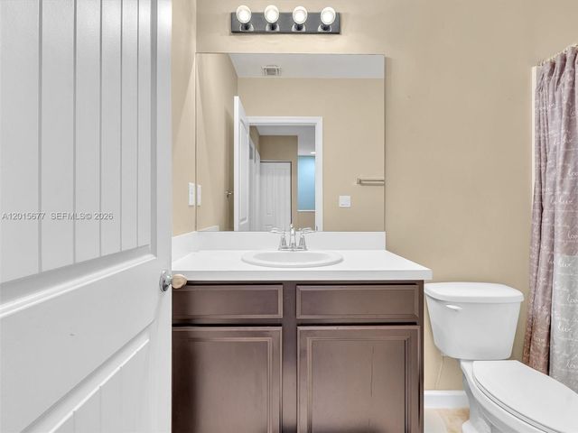 1410 NW 214th Ter, Miami Gardens, FL 33169