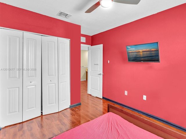 1410 NW 214th Ter, Miami Gardens, FL 33169