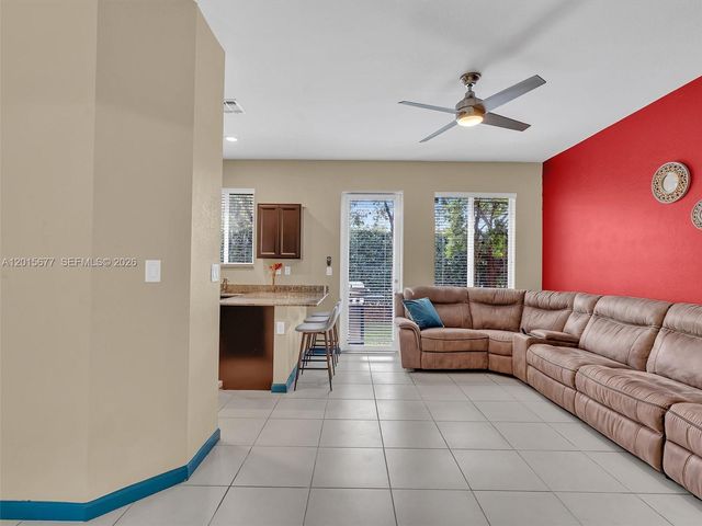 1410 NW 214th Ter, Miami Gardens, FL 33169