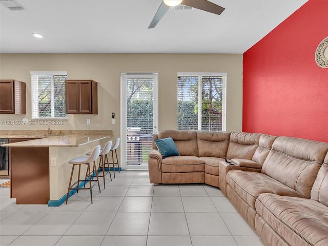 1410 NW 214th Ter, Miami Gardens, FL 33169