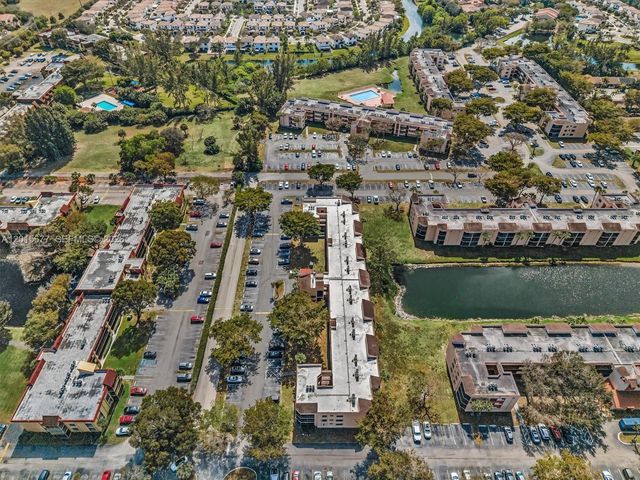 1410 NW 214th Ter, Miami Gardens, FL 33169