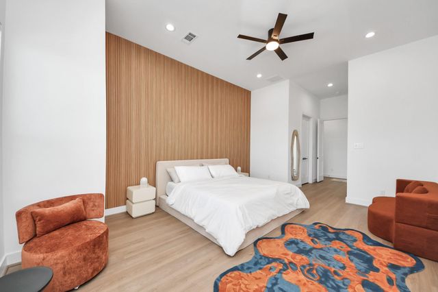 6353 Richmond Avenue 132, Houston, TX 77057