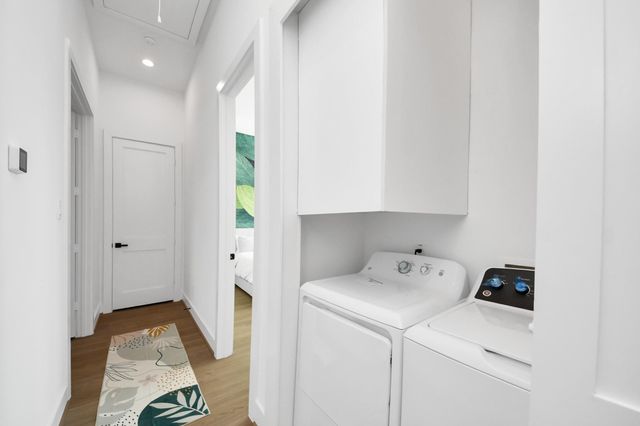 6353 Richmond Avenue 132, Houston, TX 77057