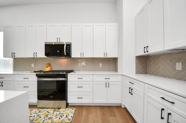 6353 Richmond Avenue 132, Houston, TX 77057