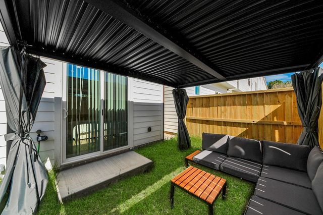 6353 Richmond Avenue 132, Houston, TX 77057