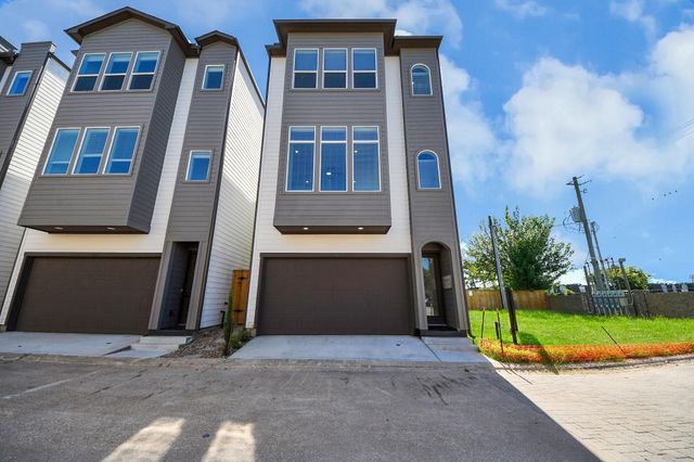 6353 Richmond Avenue 132, Houston, TX 77057