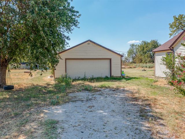 11810 E Draper Avenue, Choctaw, OK 73020