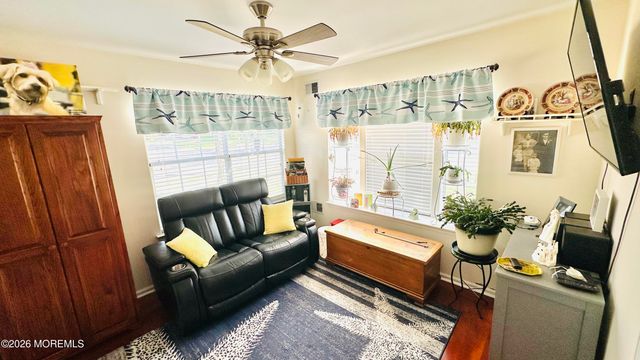 988 Buckingham Drive B, Manchester, NJ 08759