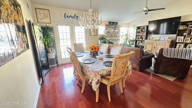 988 Buckingham Drive B, Manchester, NJ 08759