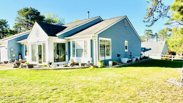 988 Buckingham Drive B, Manchester, NJ 08759