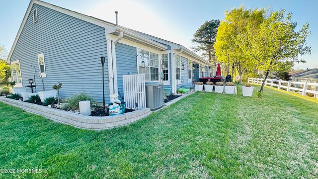 988 Buckingham Drive B, Manchester, NJ 08759