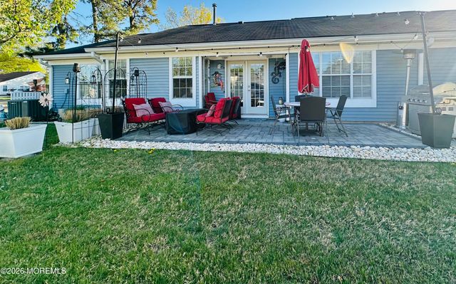 988 Buckingham Drive B, Manchester, NJ 08759